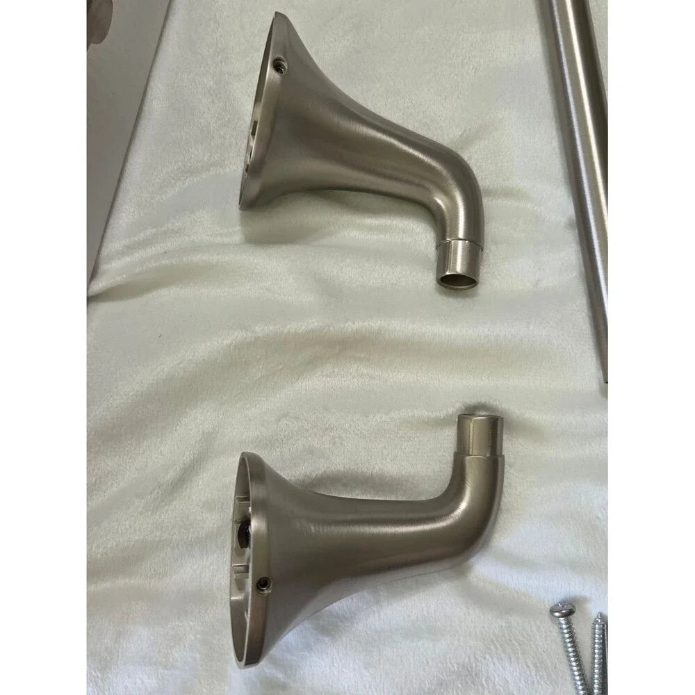 Pfister Ladera Brushed Nickel 18